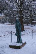 Snowball covered statute, Rosenhöhe